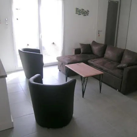 Maison Les Mathes, 3 Pieces, 4 Personnes - Fr-1-305-1394 *